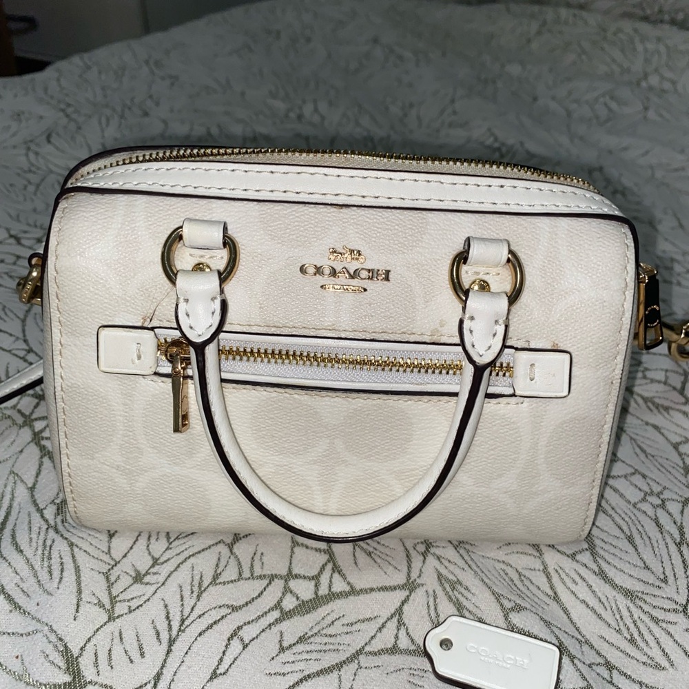 Coach Mini Rowan - Picture 2 of 4